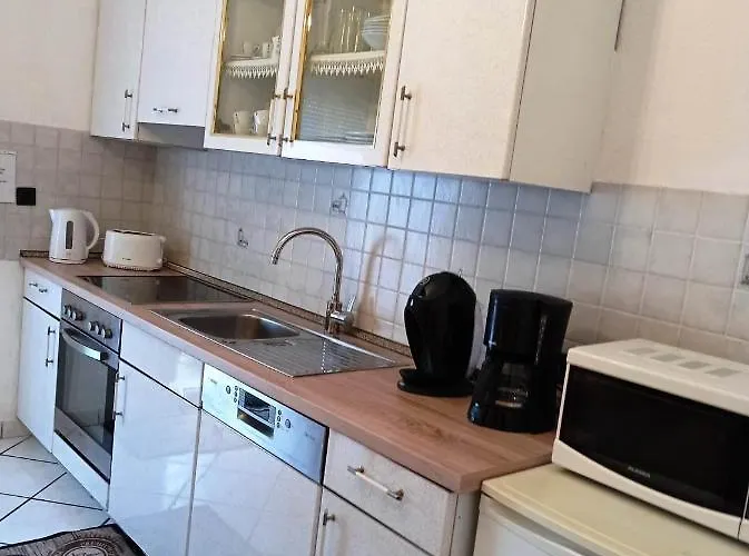 Monteur-, Ferienwohnung Mit Balkon In Hanau Bei Frankfurt Und Aschaffenburg